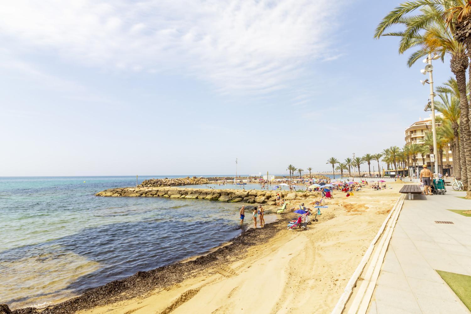Apartamento Pink Azure Torrevieja Buitenkant foto