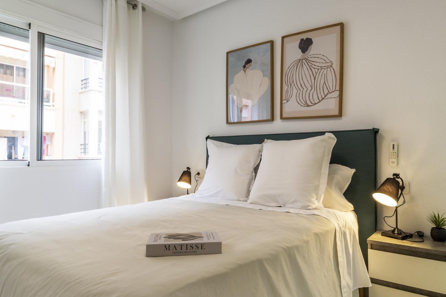 Apartamento Pink Azure Torrevieja Buitenkant foto