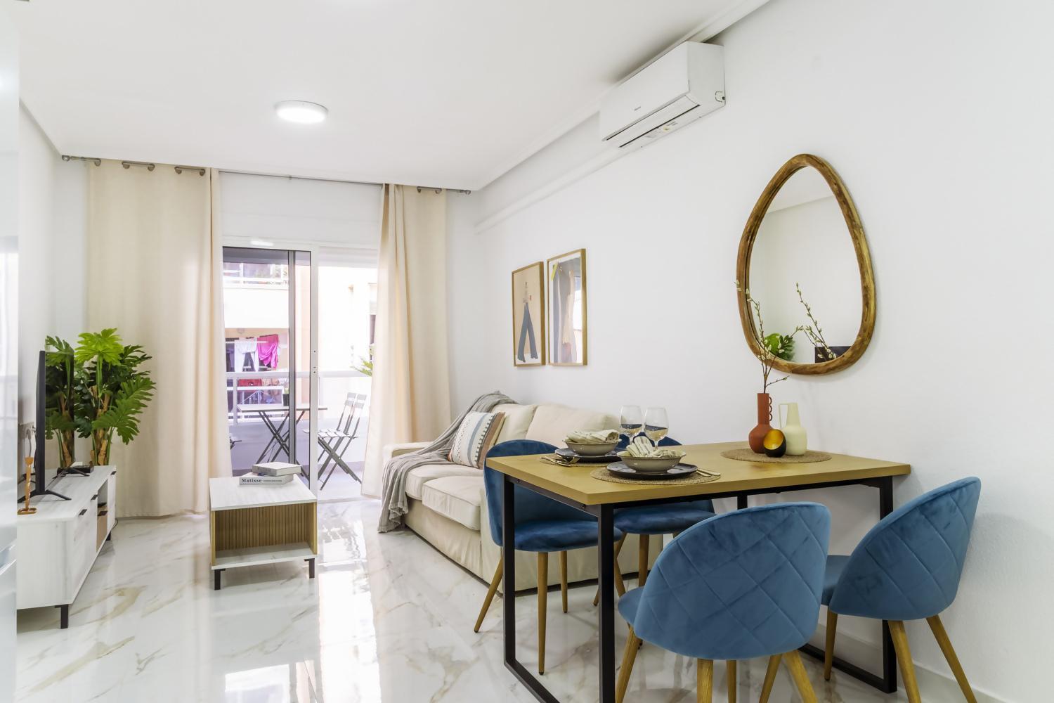 Apartamento Pink Azure Torrevieja Buitenkant foto